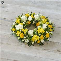 Classic Selection Wreath Yellow and Cream